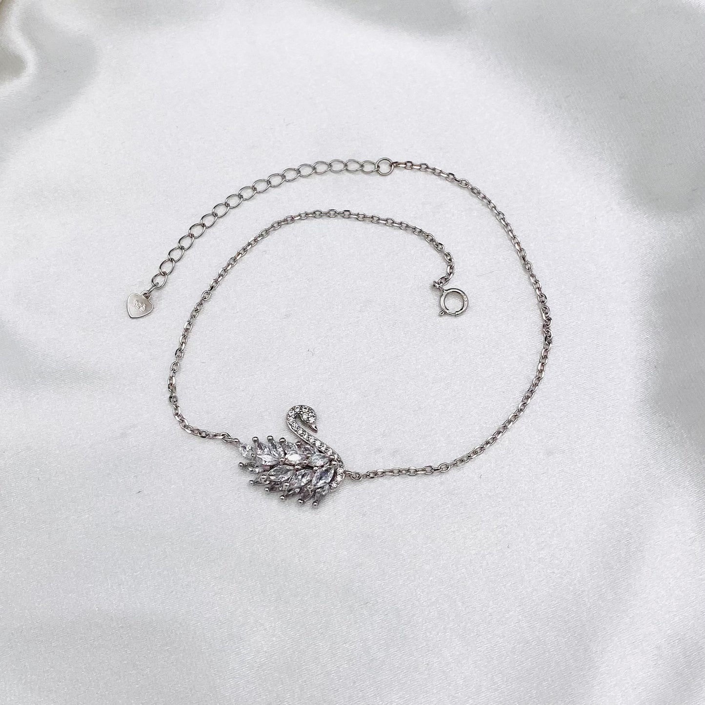 Women Swarovski Swan 925 Sterling Silver Anklet WAI02