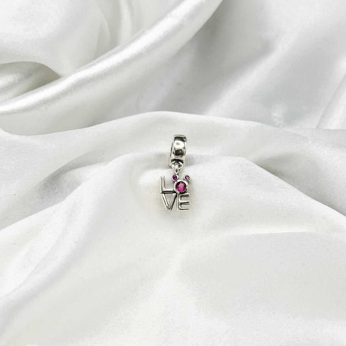 Pandora Disney Mickey Love Dangle Sterling Silver Charm PDC139