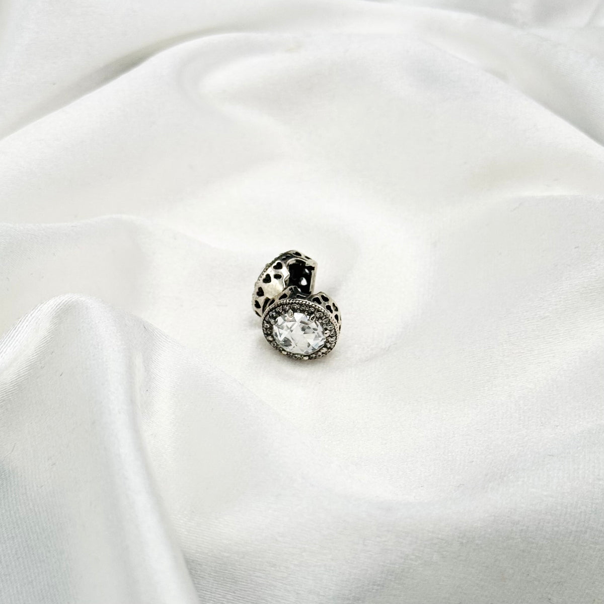 Pandora Radiant Heart Sterling Silver Clip Charm PDC146