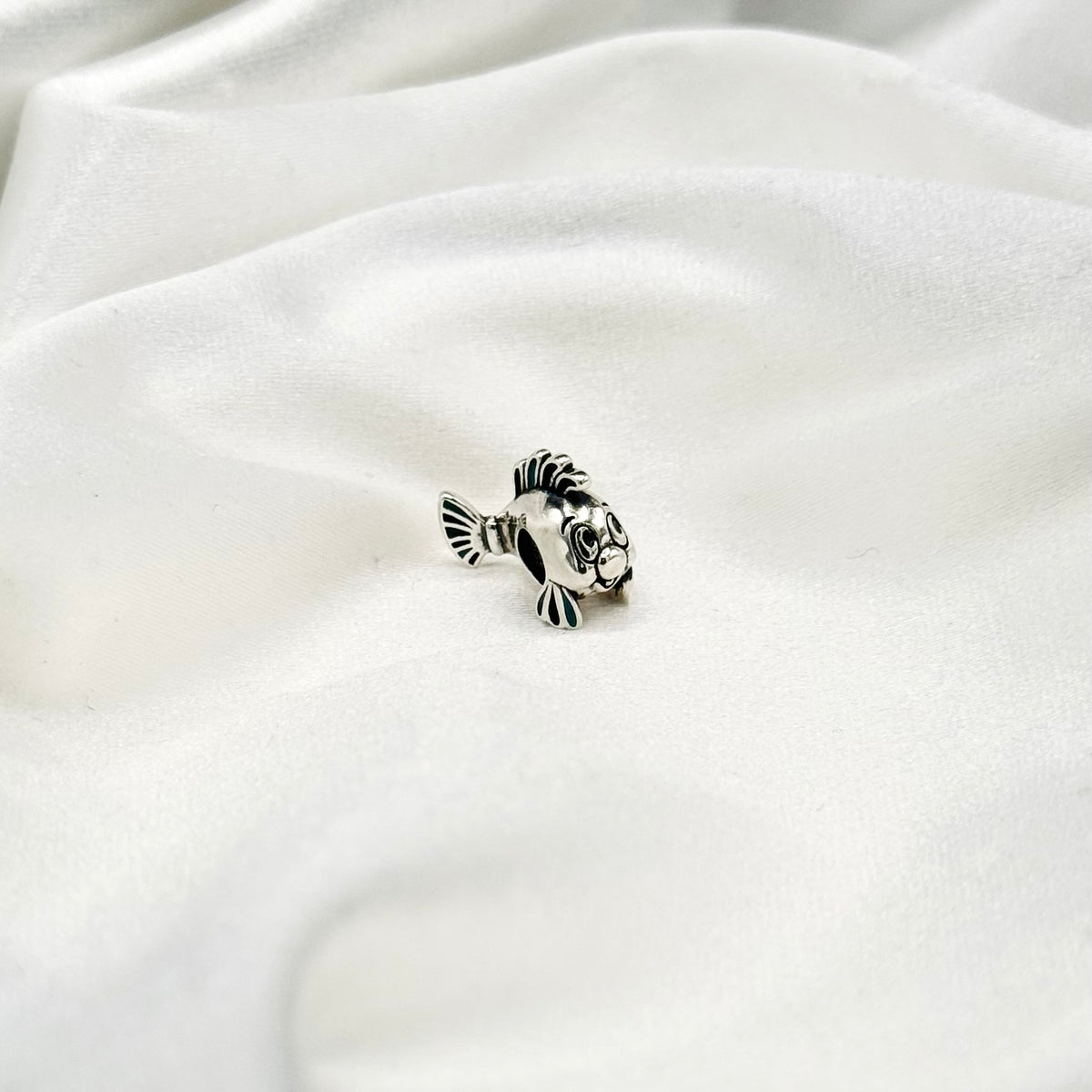 Pandora Dolphin Charm in Sterling Silver PDC158