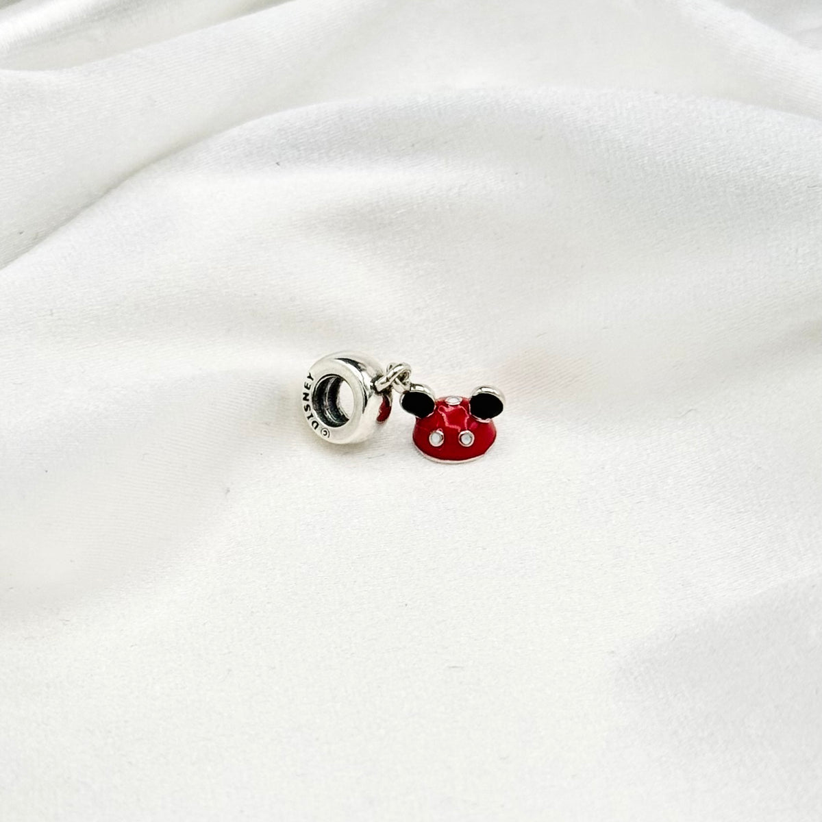 Pandora Disney Parks Minnie Mouse Ear Hat Dangle Charm in Sterling Silver PDC162