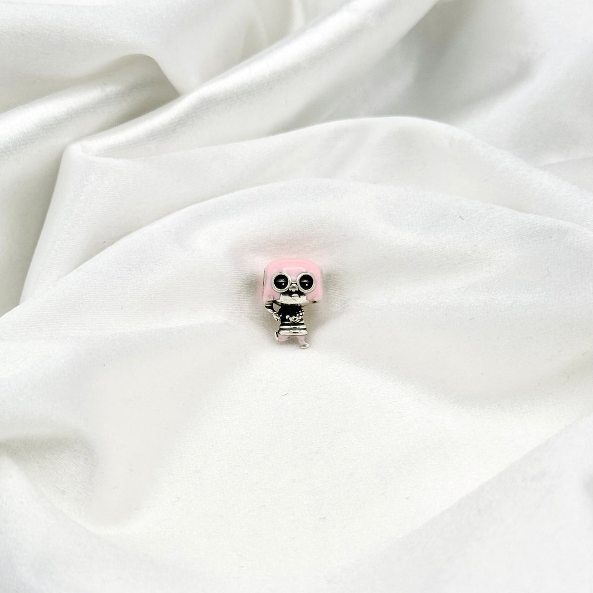 Pandora Disney Pixar Edna Charm in Sterling Silver PDC183
