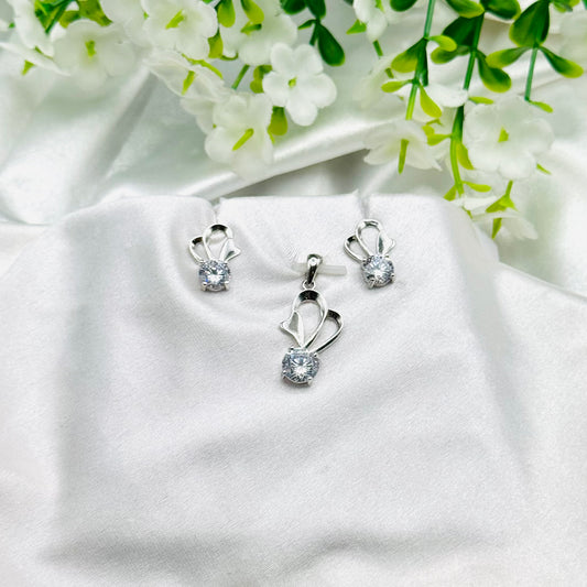 Women's Heart & Curl 925 Silver Pendent with Earring set SPI17