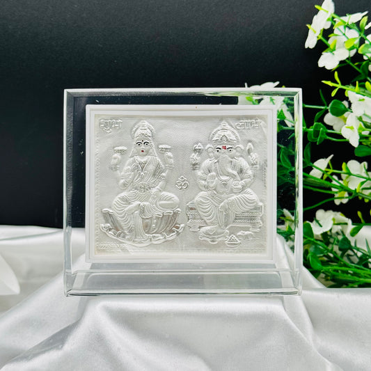 Laxmi Ganesh Ji Gift Frame in 999 Silver PSF03