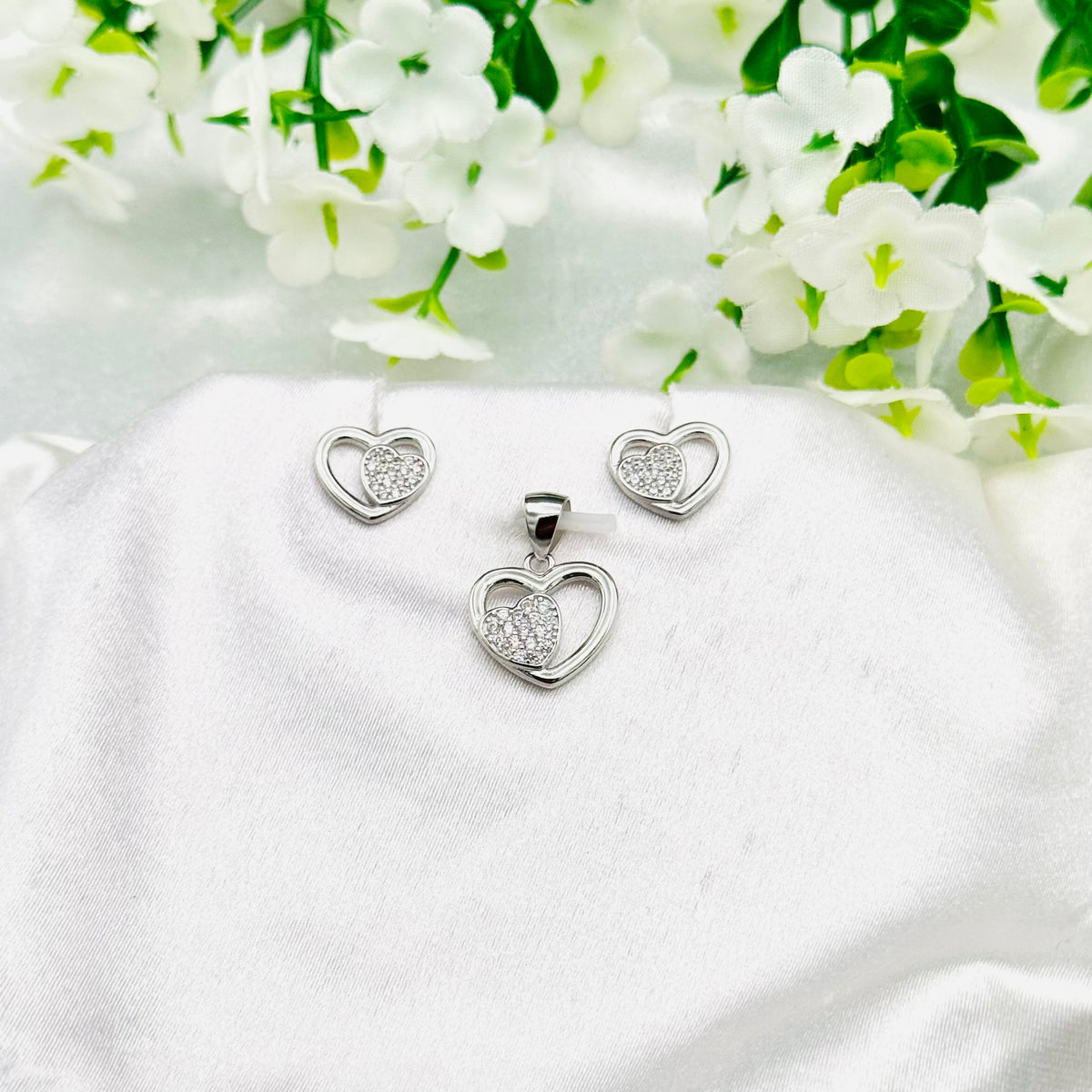 Women's 925 Silver Heart Pendant with Earring set SPI26