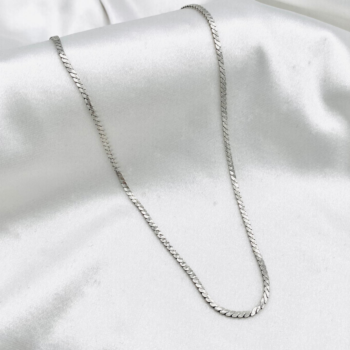 Unisex Herringbone Oxidised 925 Silver Chain UCO04