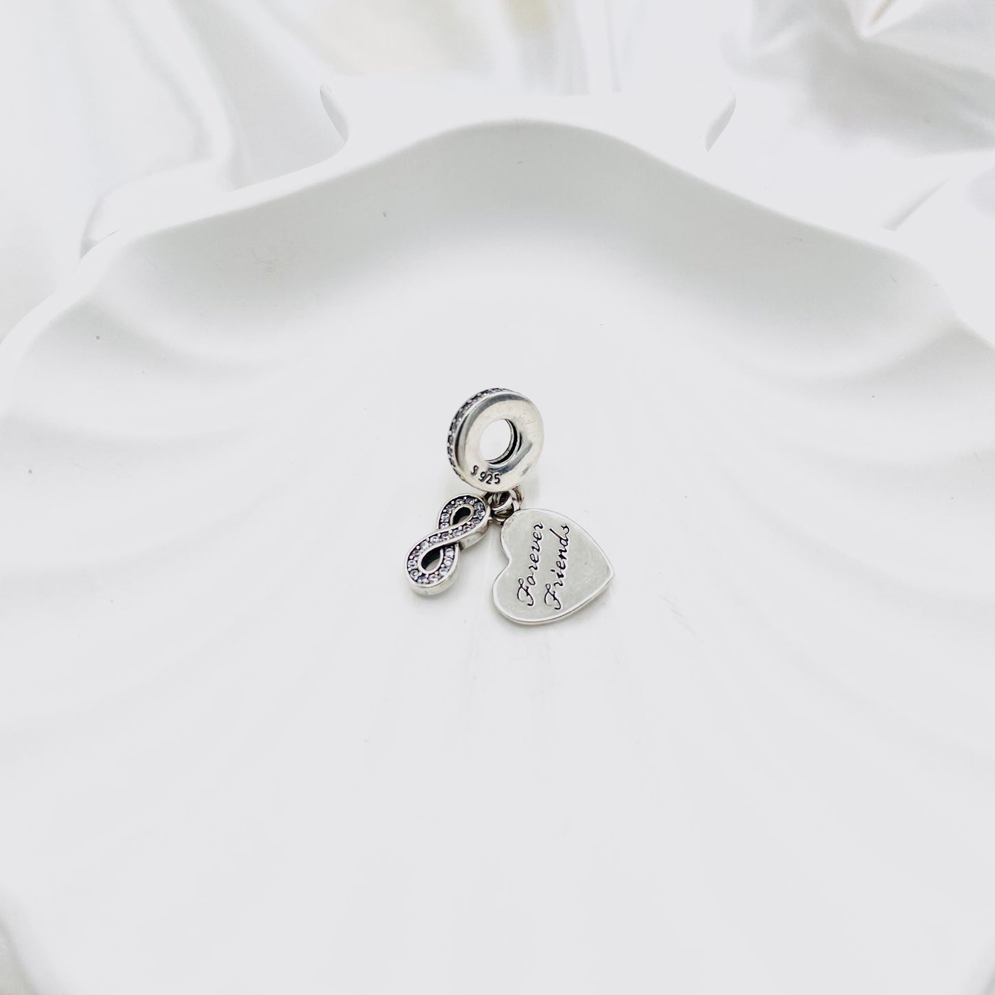 Pandora Forever Friends Heart Dangle 925 Sterling Silver Charm PDC112