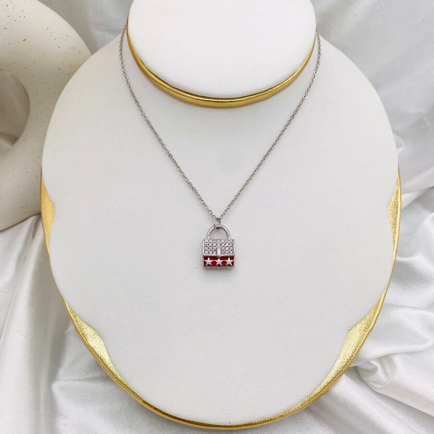 Women Lock 925 Sterling Silver Necklace WNI48