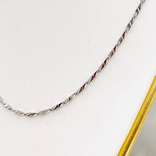 Twisted Mobius 925 Sterling Silver Chain UCS07