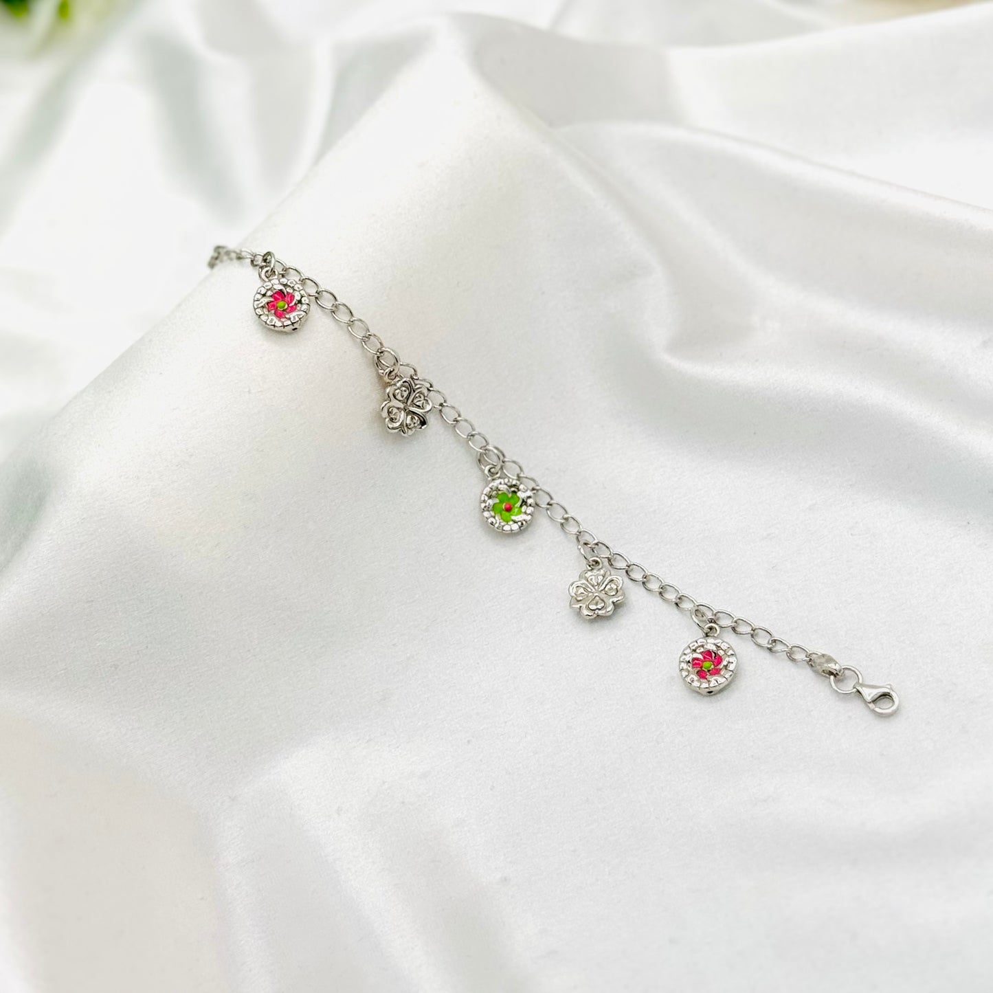 Silver Bracelet For Women In Sterling Silver WBI13