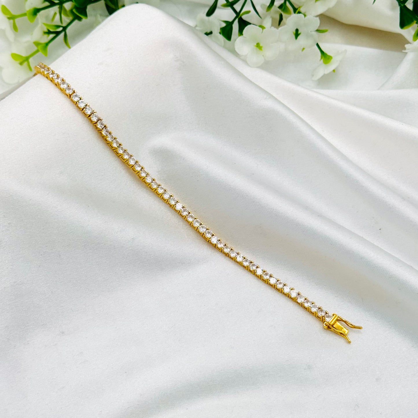 Women Gold Plated Tennis Bracelet With American Diamonds Sterling Silver In Canada WBT01