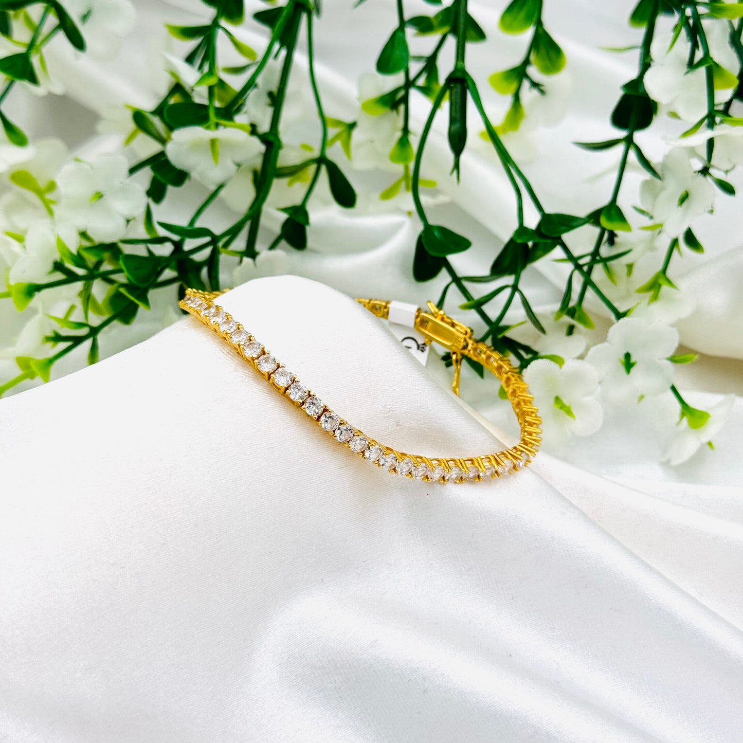 Women Gold Plated Tennis Bracelet With American Diamonds Sterling Silver In Canada WBT01