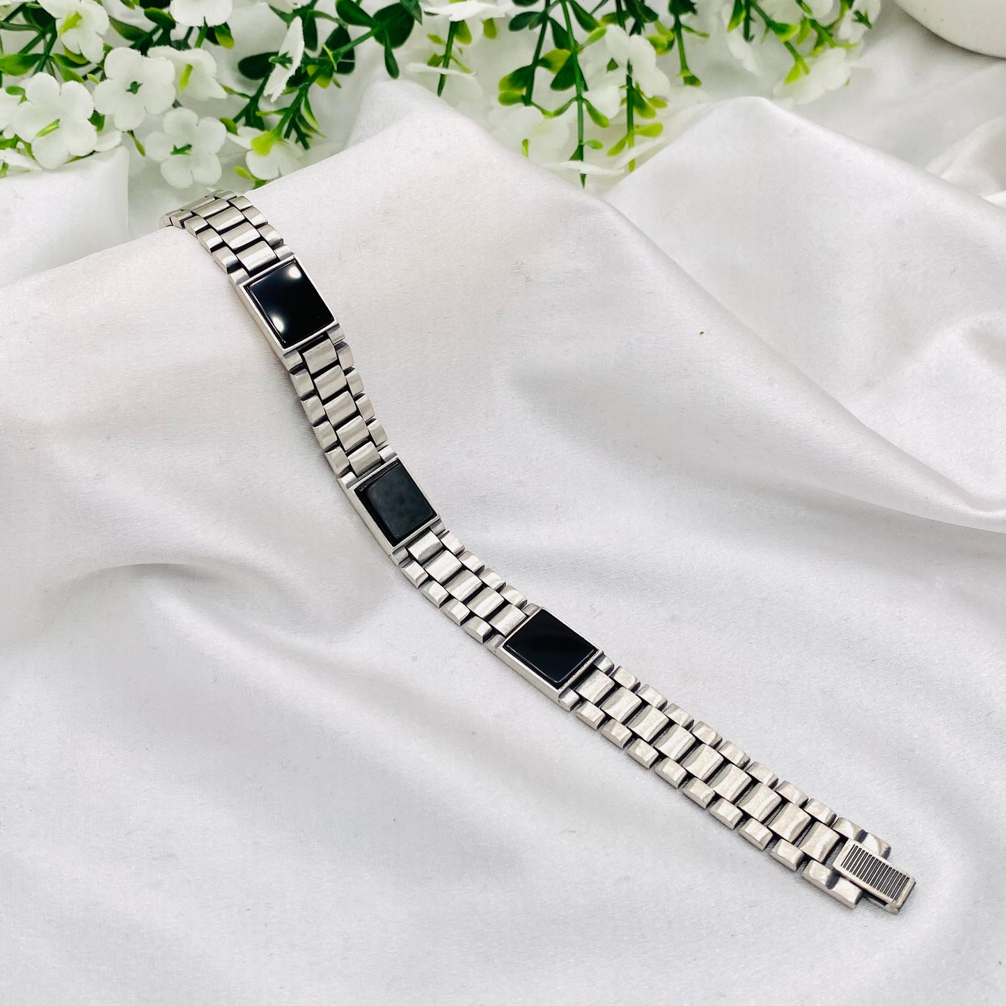 Mens Silver Bracelet with Onyx Stones MBO12