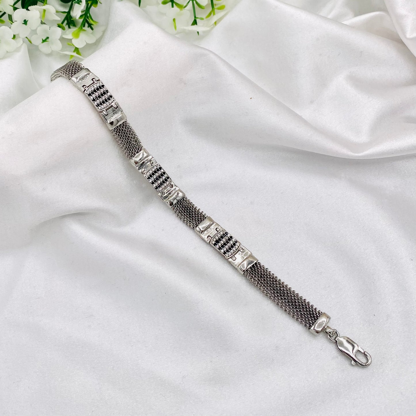 Mens Silver Bracelet with Black stones MBI09