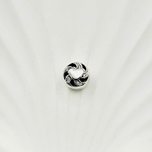 Round Heart Pandora 925 Sterling Silver Charm PDC29