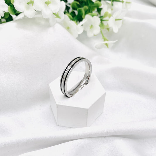 Unisex Black Enamel Bands In Sterling Silver URS33