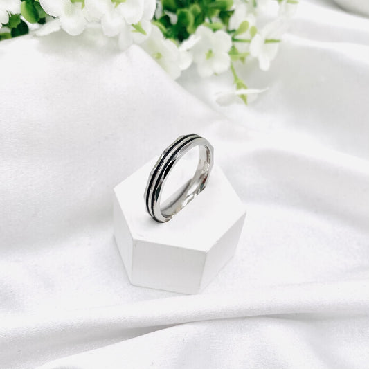 Unisex Black Enamel Bands In Sterling Silver URS31