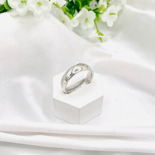 Unisex 100% Plain bands In Sterling Silver URS43