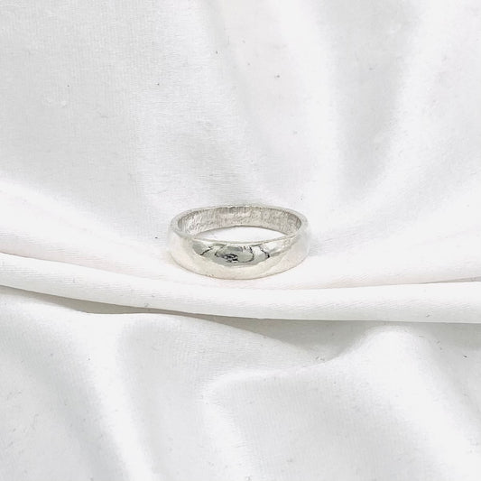 Unisex 100% Plain bands In Sterling Silver URS43