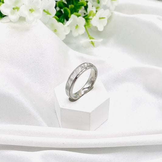 Unisex Spinner/stress relief Bands In Sterling Silver URS46