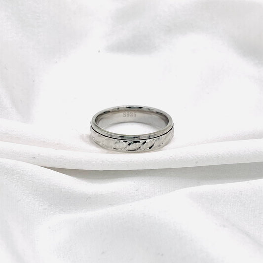 Unisex Spinner/stress relief Bands In Sterling Silver URS49
