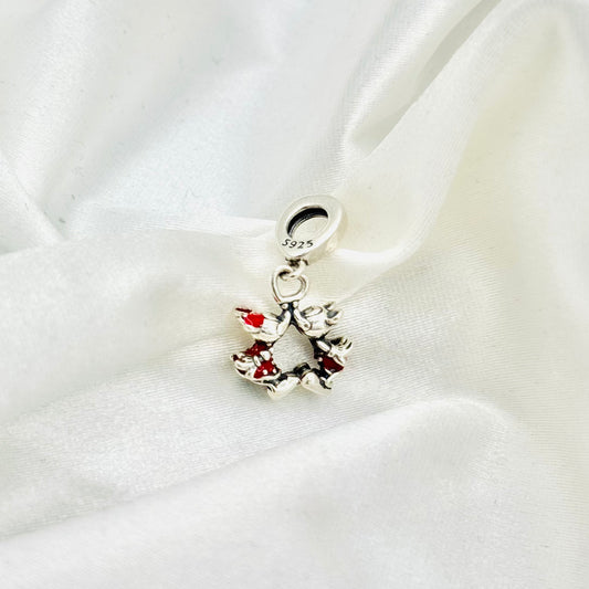 Disney Mickey Mouse & Minnie mouse Kissing Pandora 925 Sterling Silver Charm PDC101