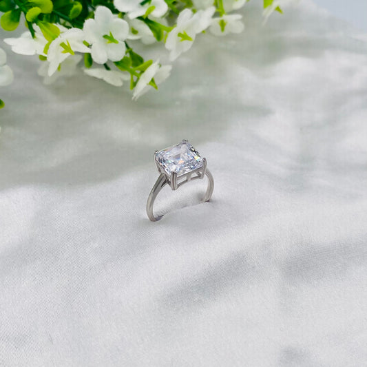 Women Silver Square Cut Ring WRI01