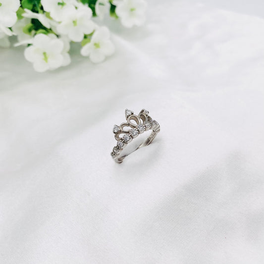 Women Silver Queen Ring WRI13