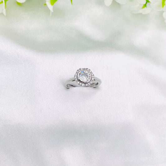 Women Round Solitaire Silver Ring WRI24