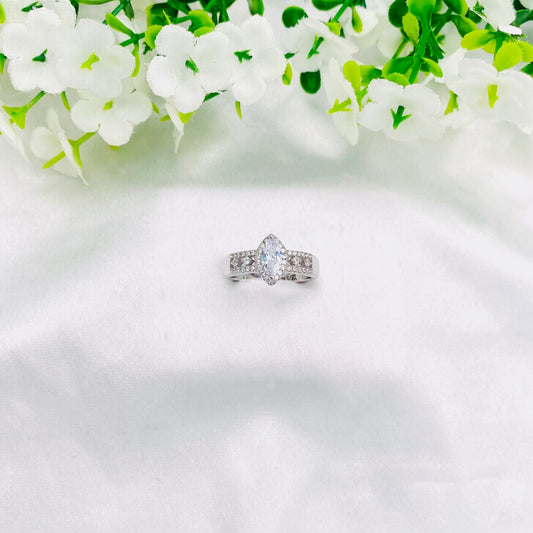Women Marquise Solitaire Silver Ring WRI29