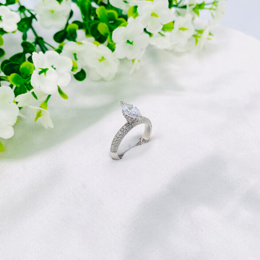 Women Marquise Solitaire Valentines Silver Ring WRI40