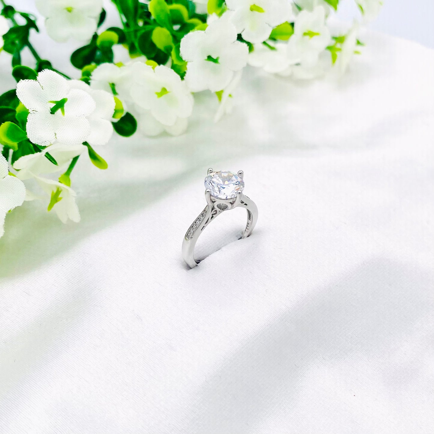 Women Solitaire Silver Ring WRI50