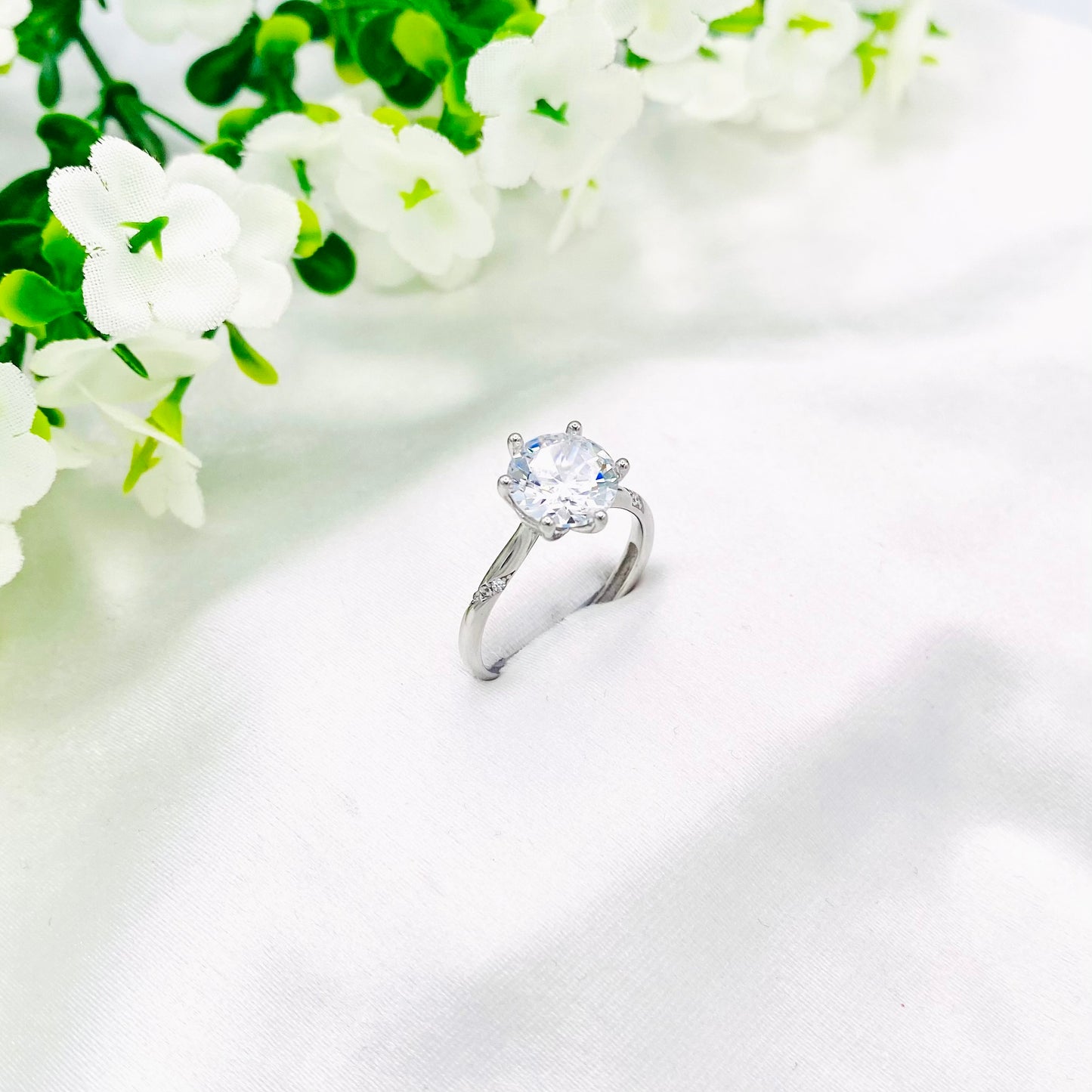 Women Solitaire silver Ring WRI54
