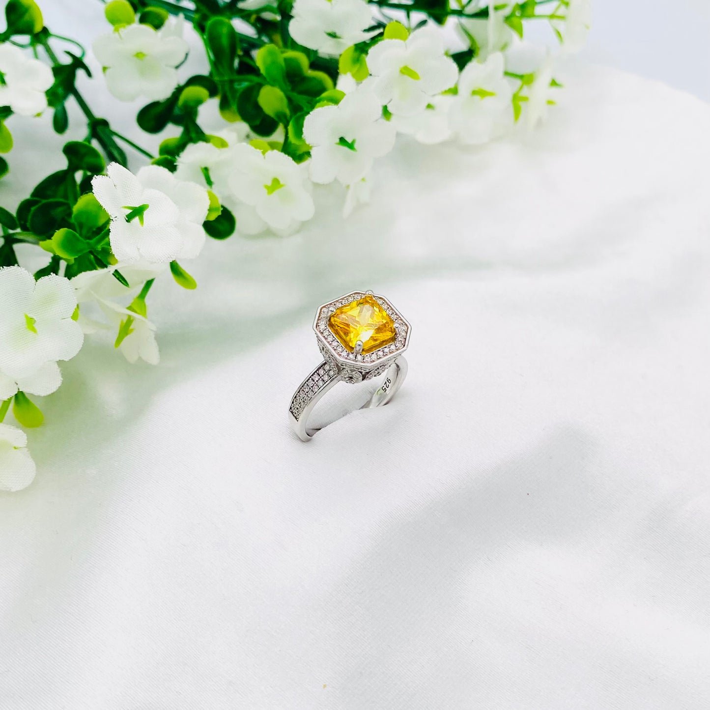 Women Yellow Sapphire silver Ring WRI58