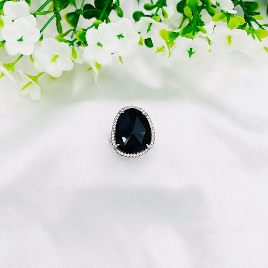 Women Black stone silver Ring WRI62