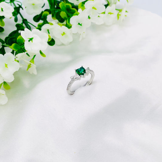 Women Emerald Heart silver Ring WRI63
