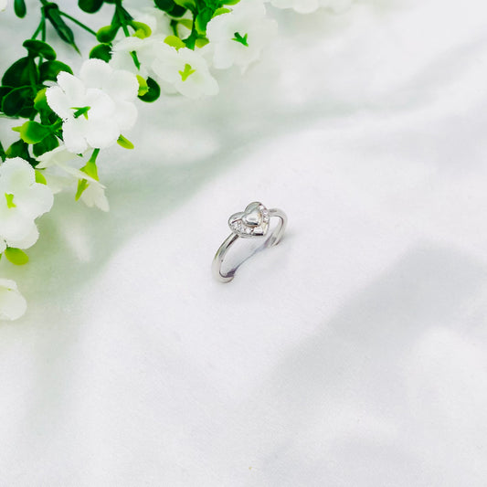 Women Sleek silver Heart Valentine Ring WRI66