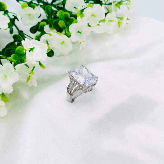 Women Cushion-cut silver Ring WRI68