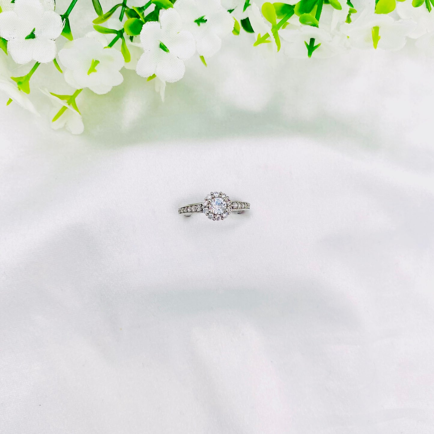Women Round solitaire Silver Ring WRI93