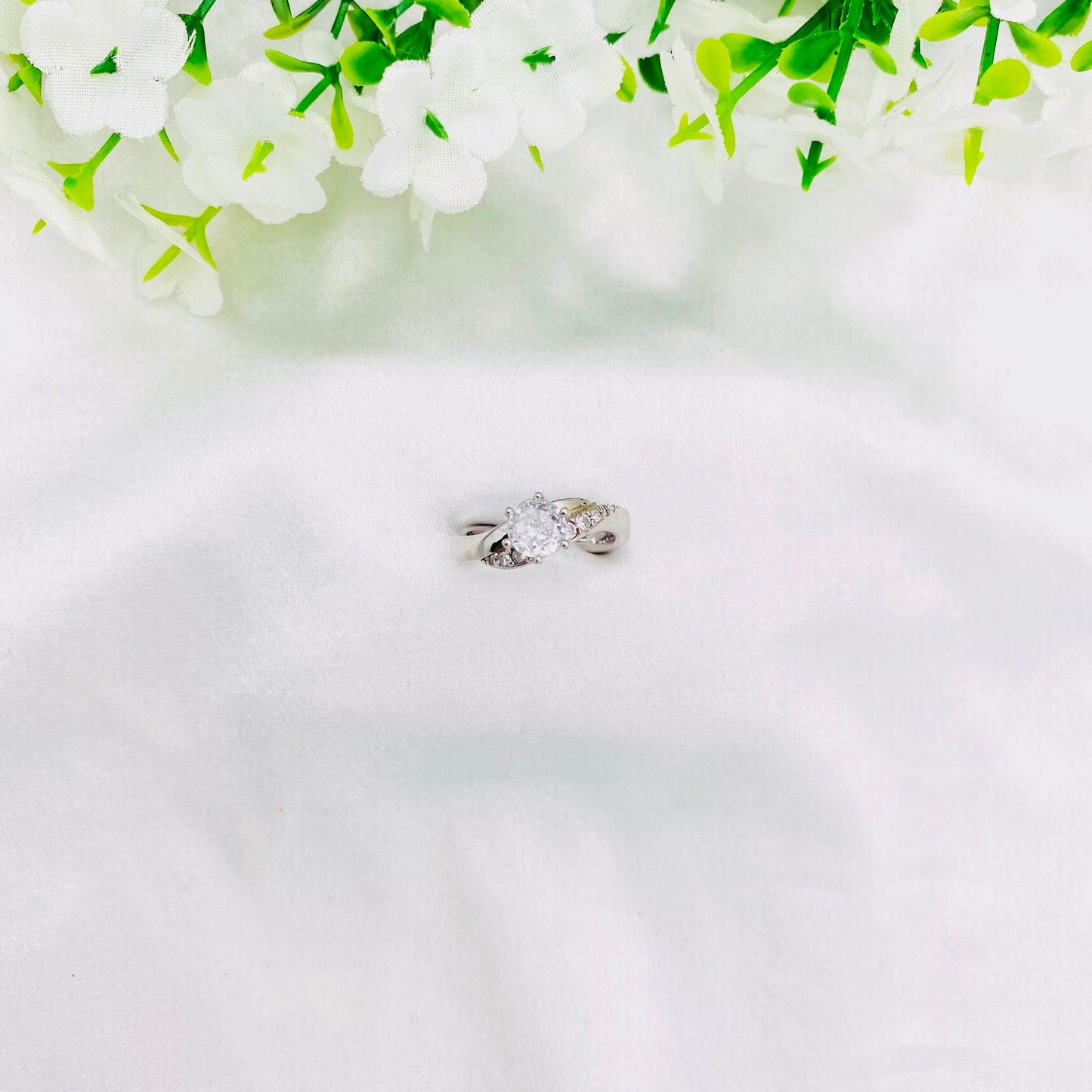 Women Solitaire Silver Ring WRI97