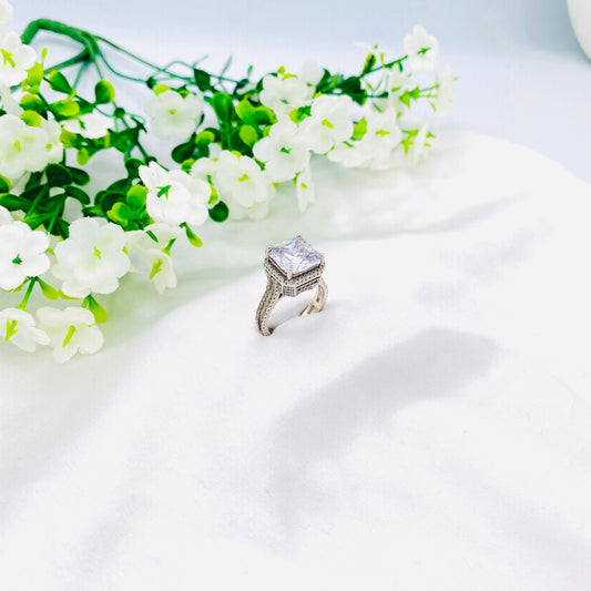 Women Solitaire Silver Ring WRI98