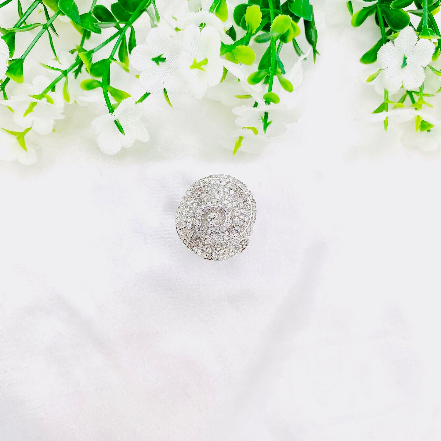 Women Cocktail Flower Silver Ring WRI115