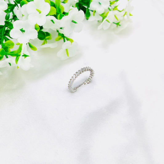 Women  Silver Ring WRI117