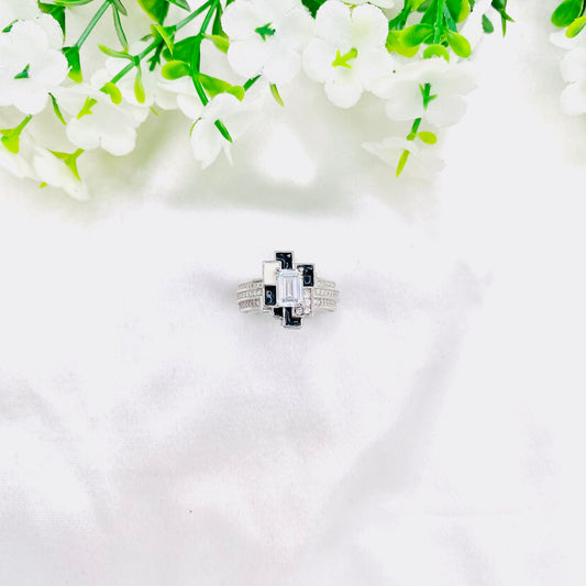 Women Solid Black stone Silver Ring WRI134