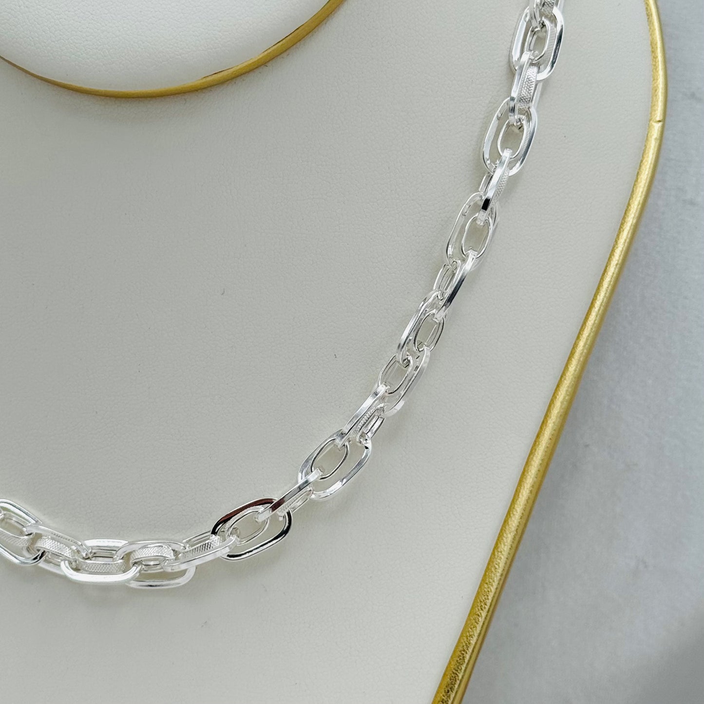 Mini Paperclip Link Necklace in 925 Sterling Silver MCH25