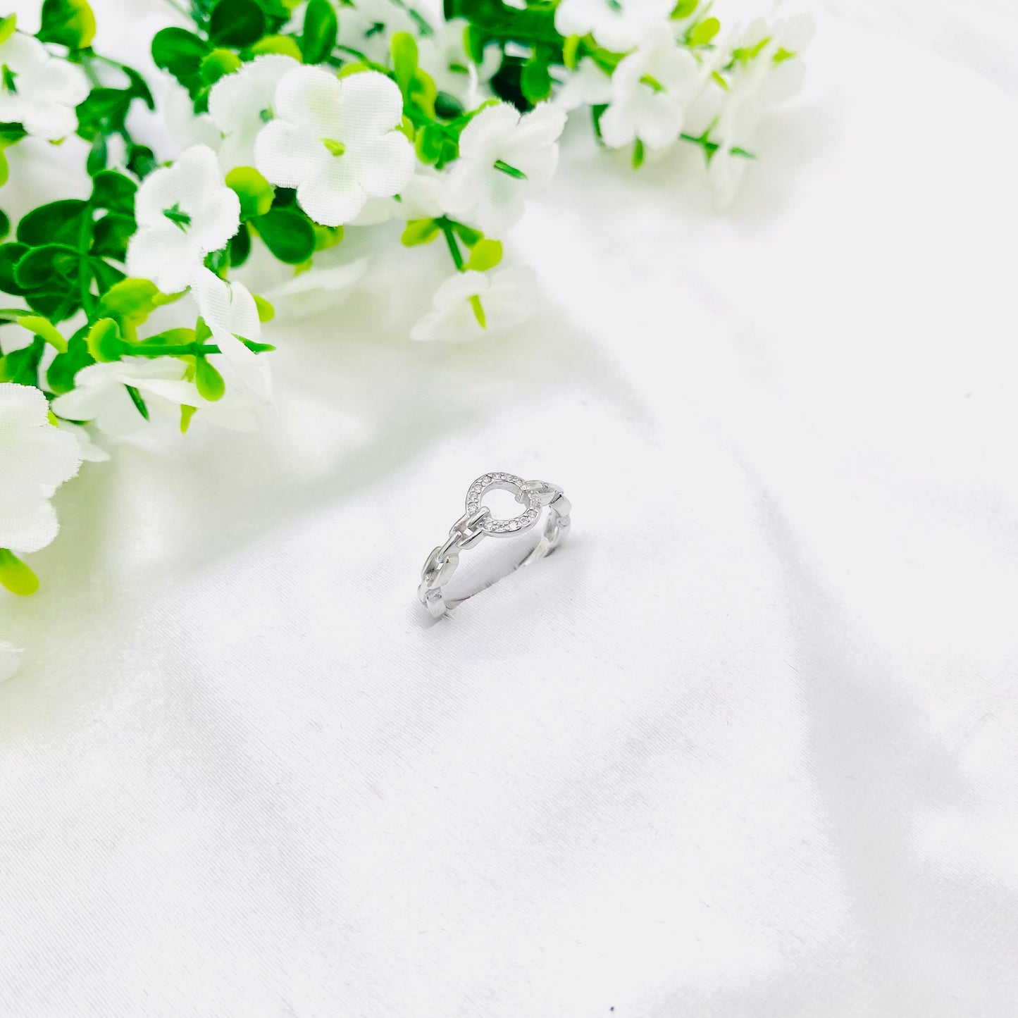 Women Silver Ring WRI152