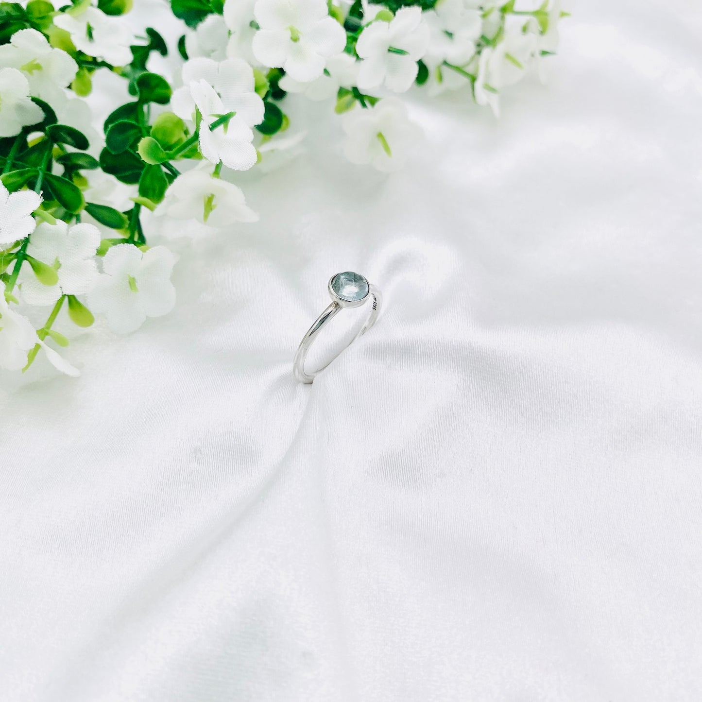 Women Silver Ring WRI198