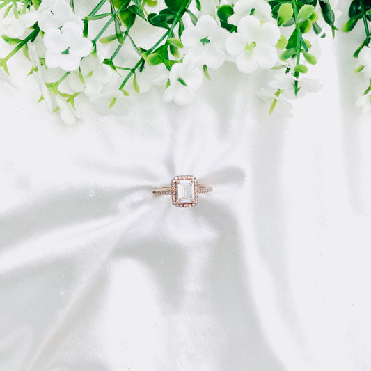 Women Rosegold solitaire Silver Ring WRI196