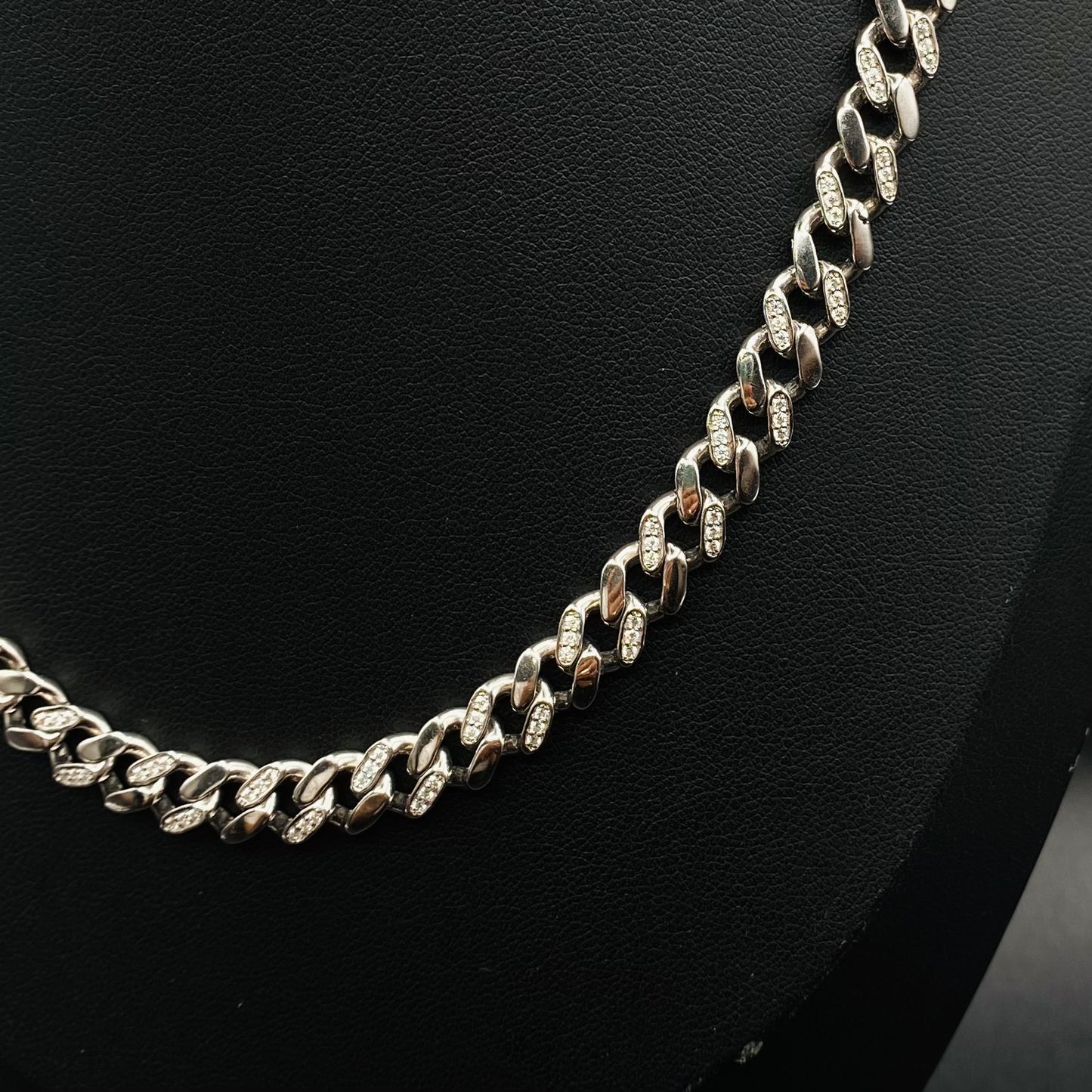 Mens 925 Sterling Silver Icedout Chain MCI11