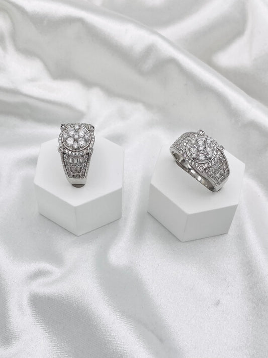 Men's Round Cut American Diamond Silver Ring MRIT03
